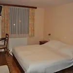 克梅茨基赫拉姆旅馆 3*